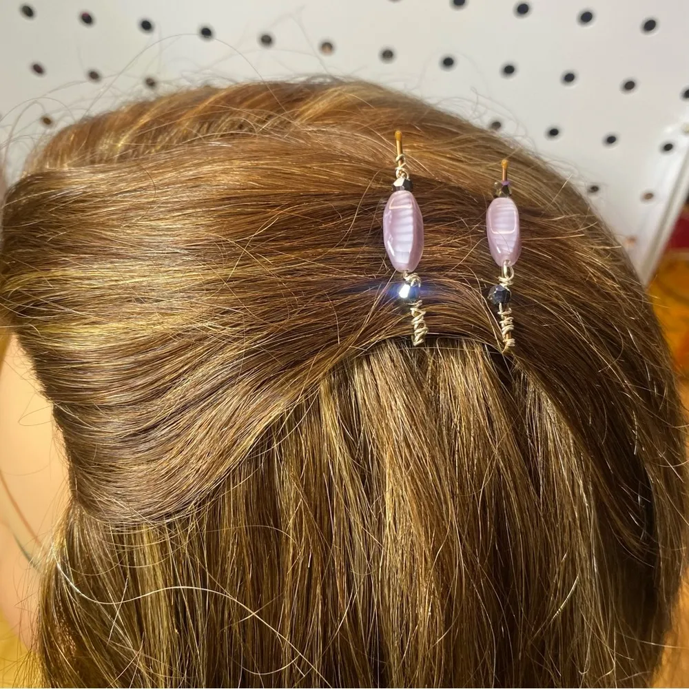 Purple Lavender & Faceted Black Beaded Bobby Pins White - Image 4
