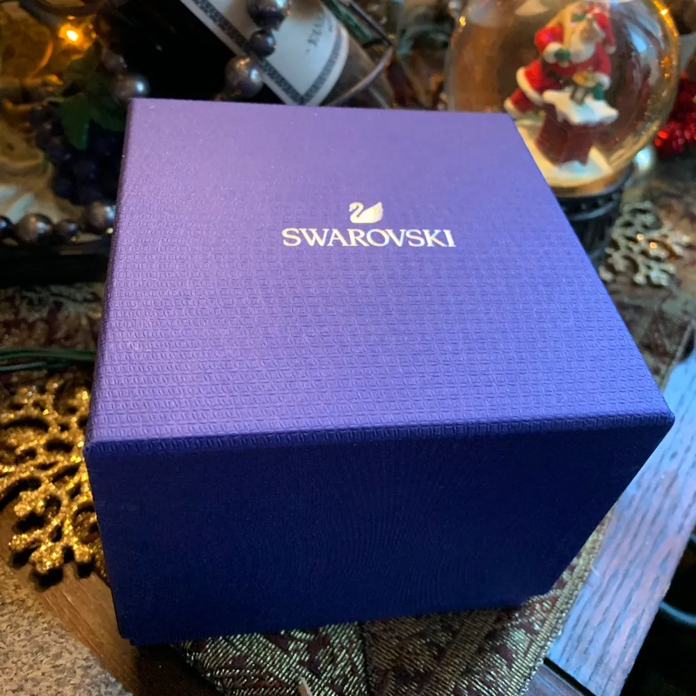 Authentic SWAROVSKI Crystalline sporty gold stainless steel leather strap watch - Image 2