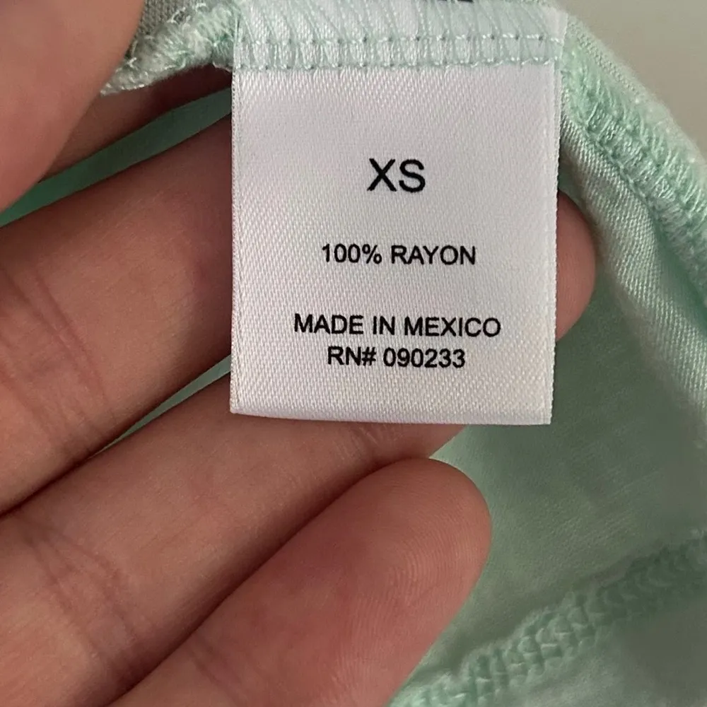 🦋 Nollie Mint Green Crop Top Make it Beautiful Casual Summer Cropped Lightweight Size XS - Image 2