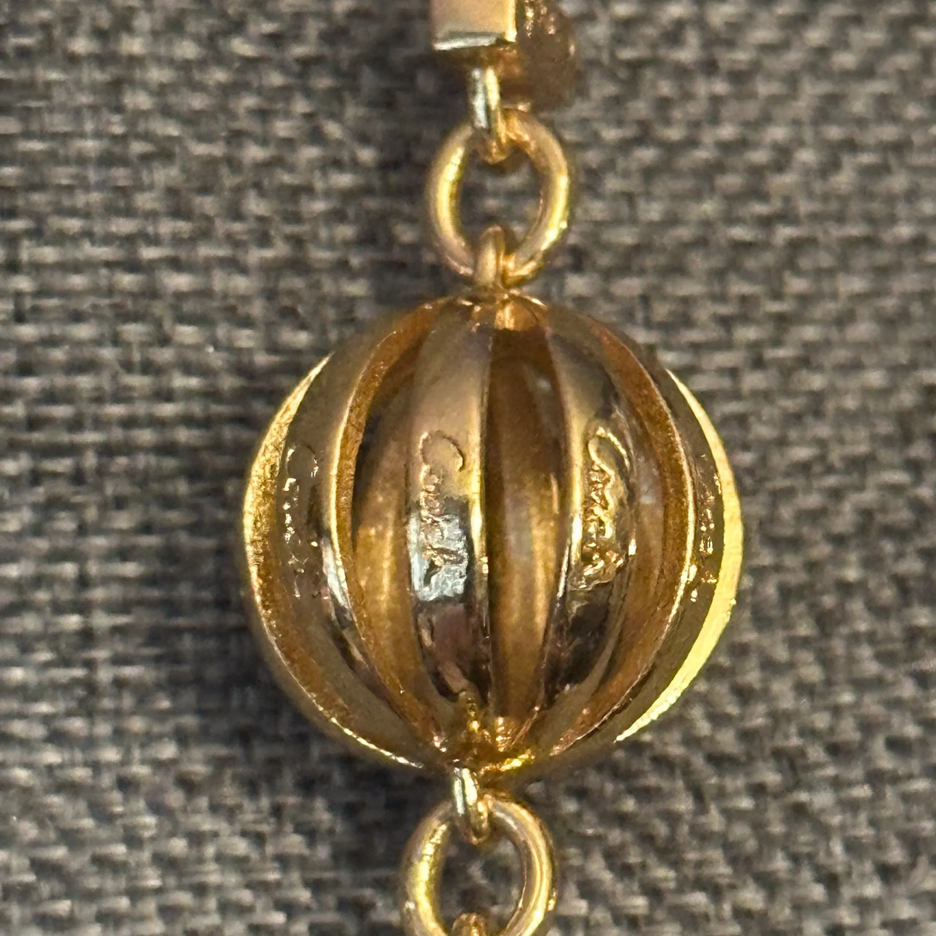 Long Rhinestones And Pearls Necklace - Image 6