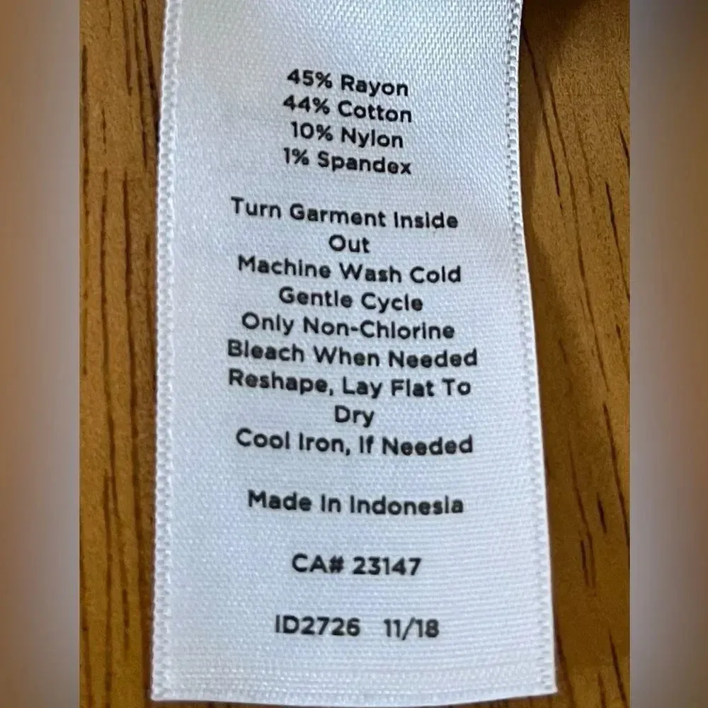 peach & black striped  knit top, size medium - Image 6