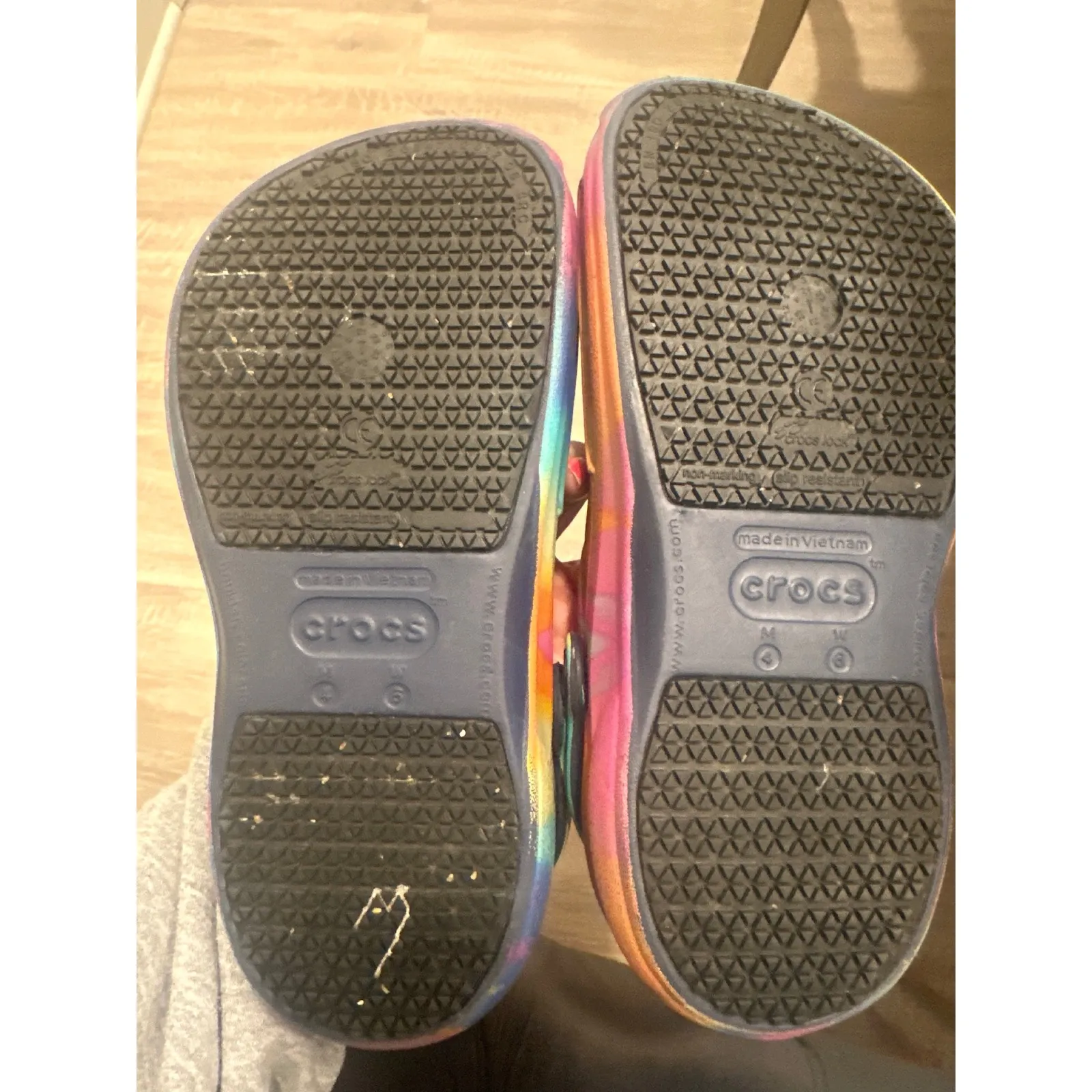 Crocs Tie Dye Clogs Size M 4W 6Slip On Comfort Shoes walking slip resistant work - Image 6