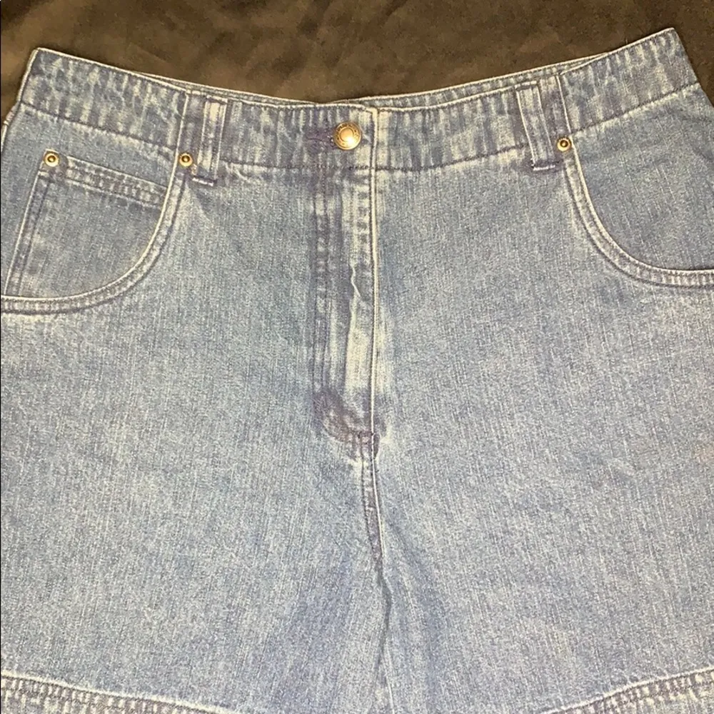 Woolrich  vintage high waist mom jean shorts - Image 3