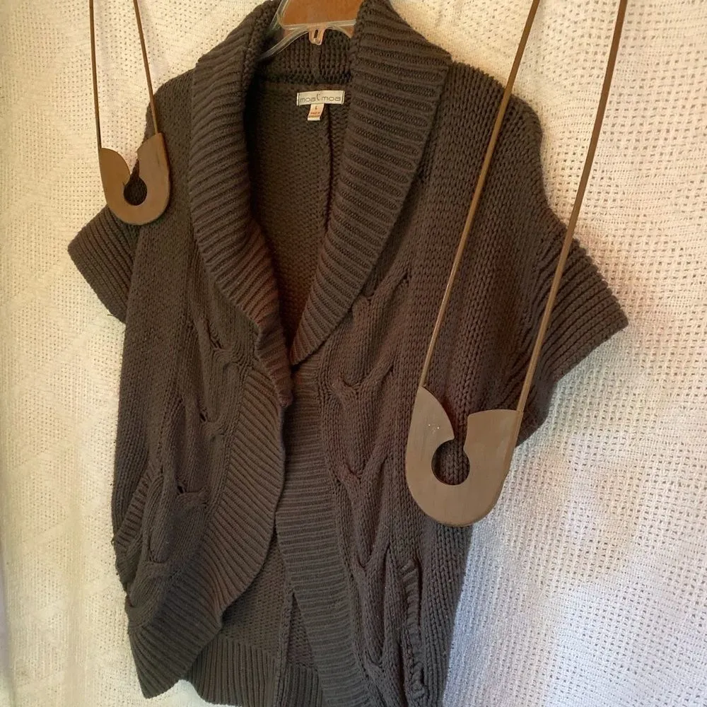 Moa Moa Acrylic Cardigan Sweater‎ - Image 4