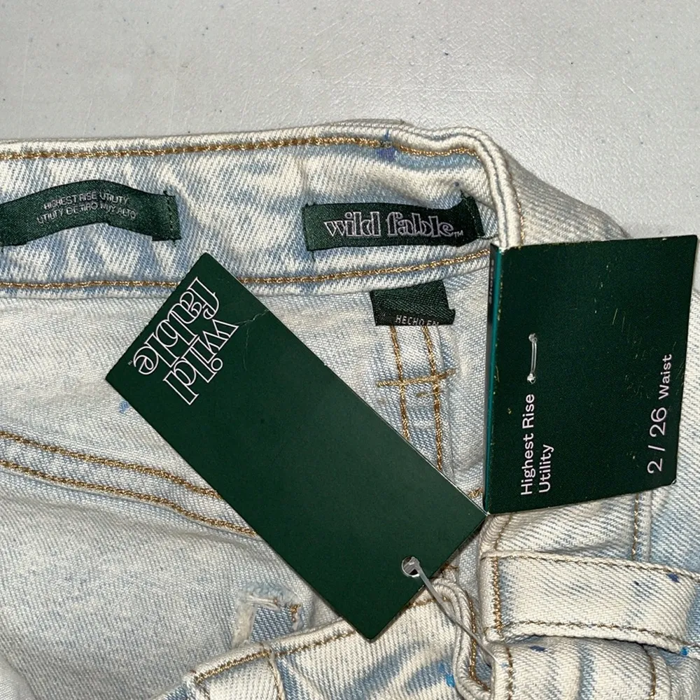 Wild Fable NWT 2/26 Paint Splatter Denim Highest Rise Utility Cargo Jean Shorts - Image 3