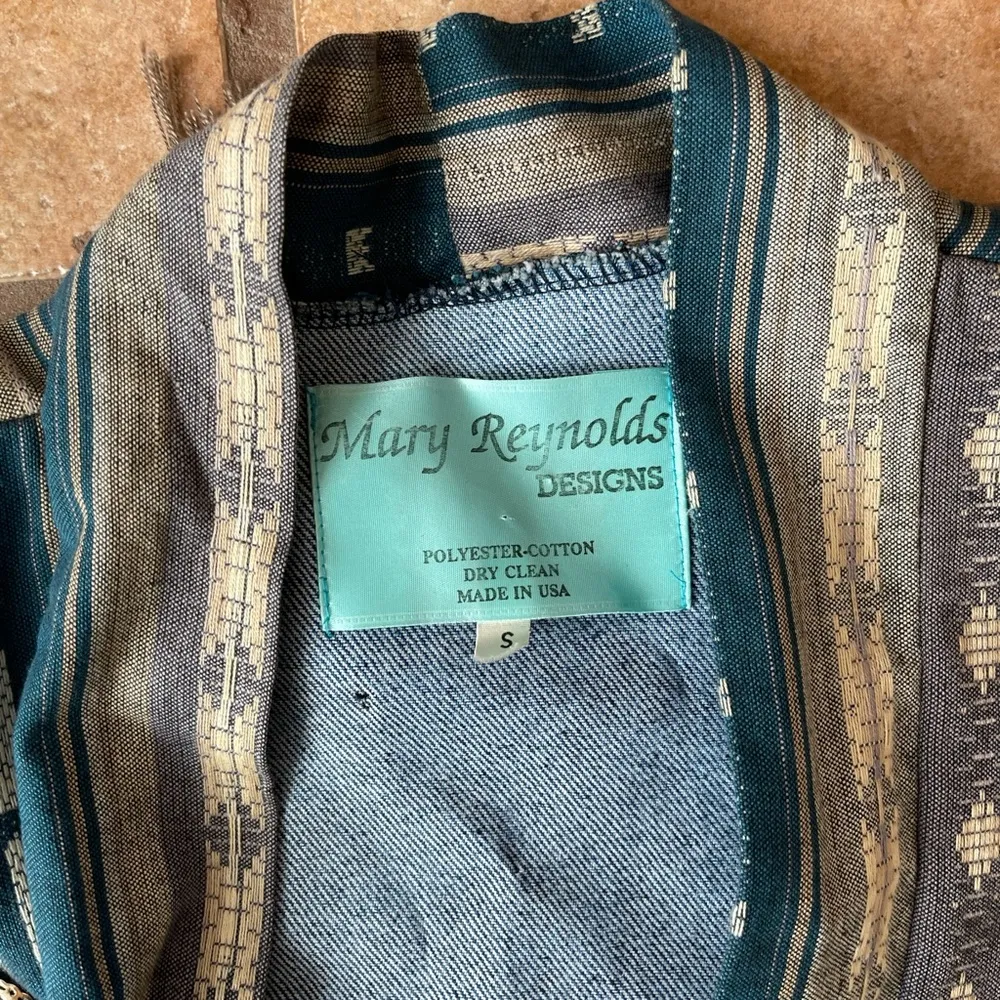 MARY REYNOLDS DESIGN M/L Blue Textured Denim Western Open Duster Tassel Jacket - Image 5