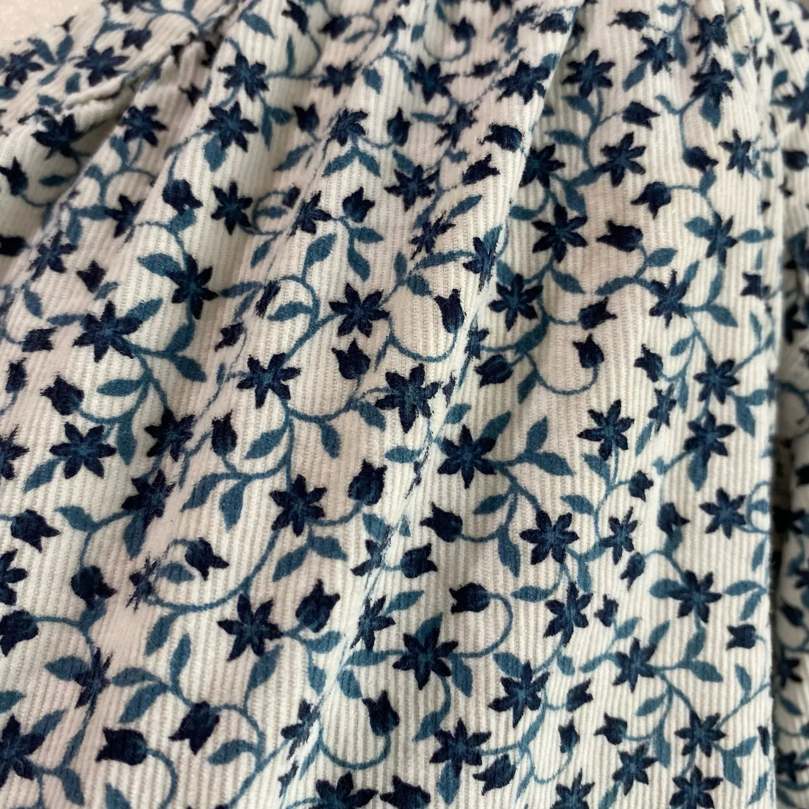 Old Navy Blue Ivory Ditsy Floral Corduroy Tie Sleeve Top Size XL - Image 9