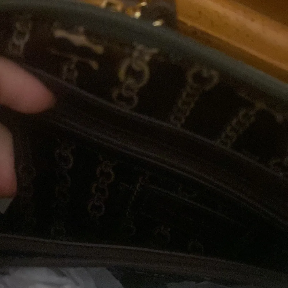 Green Tignanello purse - Image 2