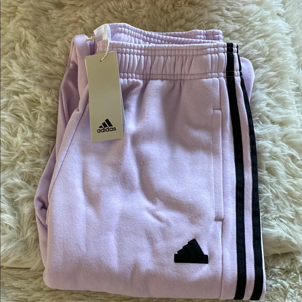 NWT

adidas
Women's Tiro Cut 3-Stripes Fleece
Joggers - Image 5