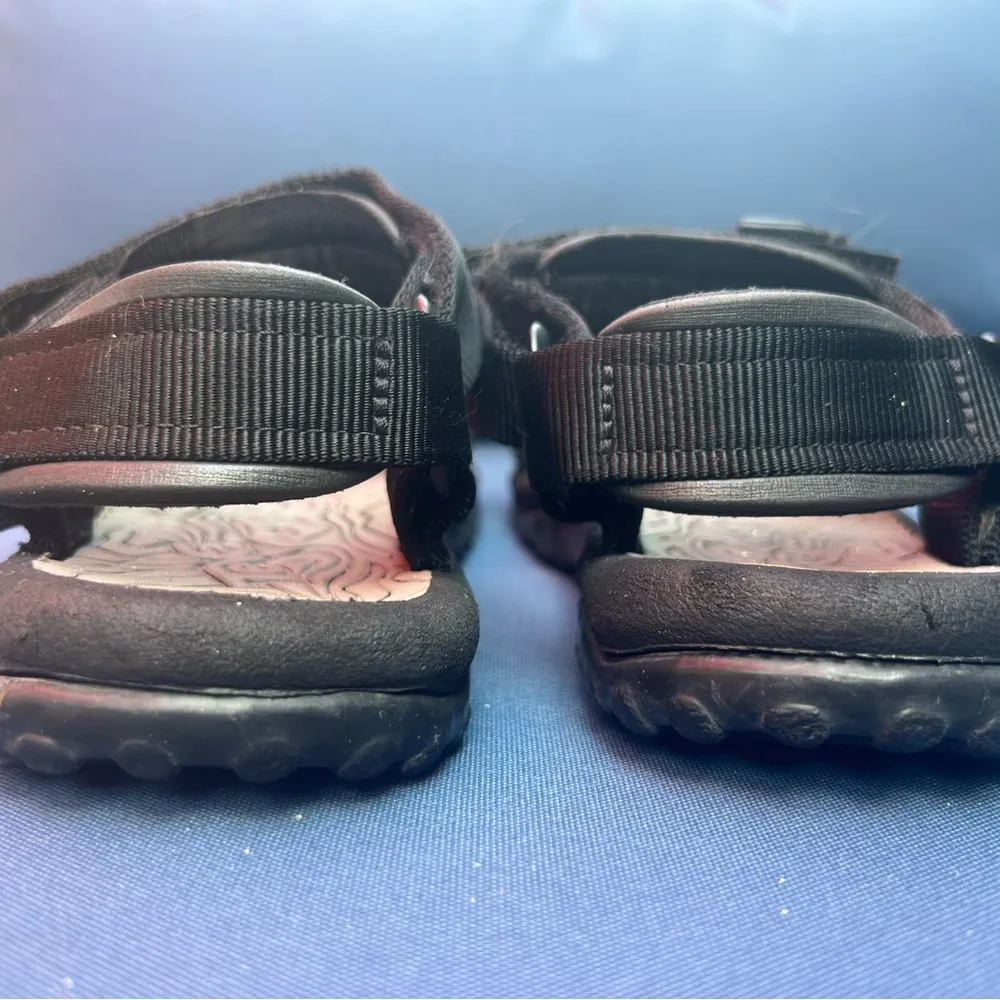 Teva  sandals with velcro straps - Image 4