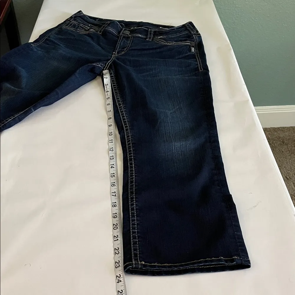 Silver Jeans Suki Mid Capri Size 34 - Image 7