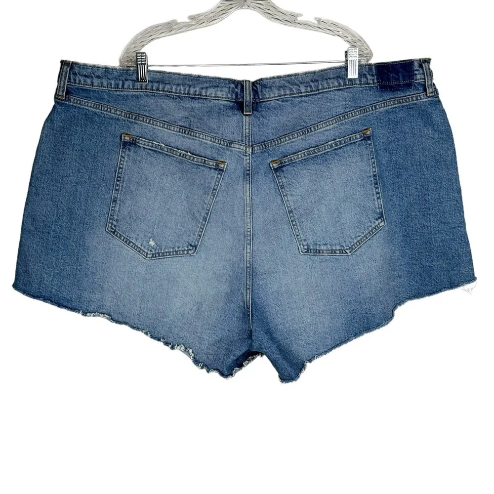 NWT Abercrombie & Fitch Curve Love 90s Relaxed Cutoff Shorts Sz 24 Plus Size - Image 3