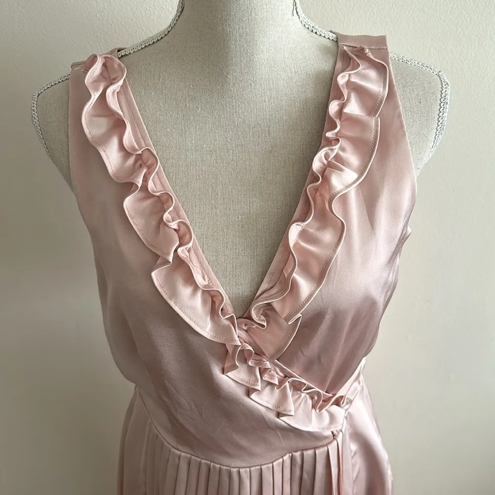 Great Jones Ruffle V Neck Pale Pink Dress Size 6 - Image 4