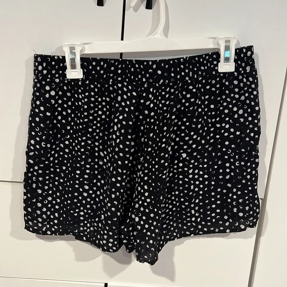 Simply Vera wang sleeping rayon shorts‎ . Size M - Image 3