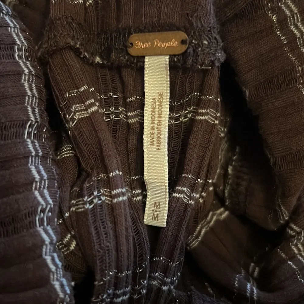 Free people brown snow bunny off the shoulder top M - Image 8