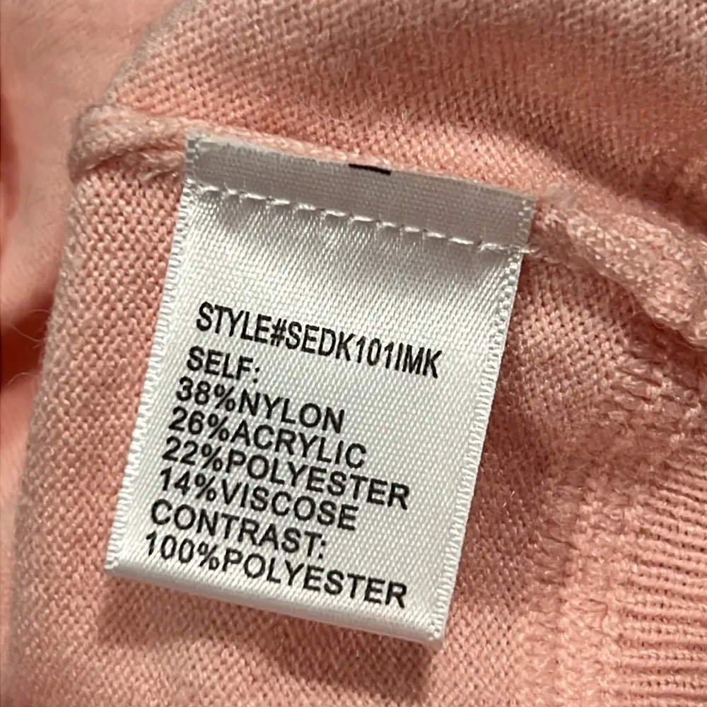 Dee Elly small pink Valentino off shoulder top neckline dainty lace detailing - Image 9