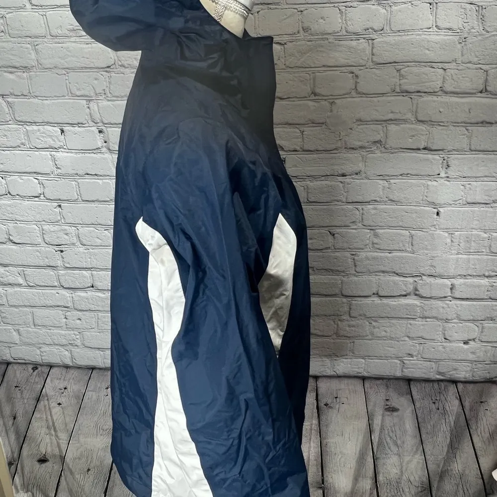 Women’s Columbia soft shell jacket s small - Image 6