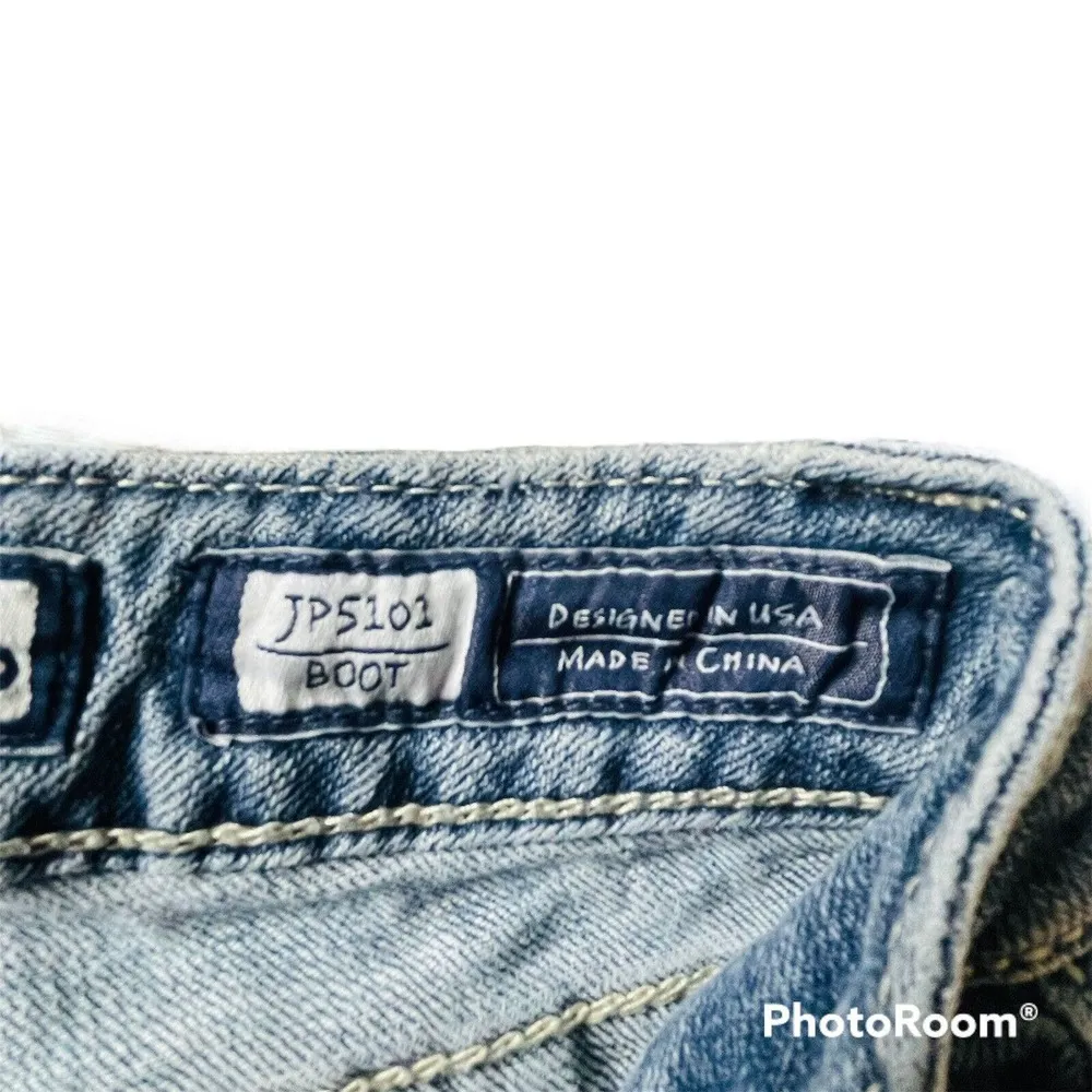 Miss Me Light Wash Blue Distressed Bootcut Rhinestone Cross Jeans Sz 26 - JP5101 - Image 6