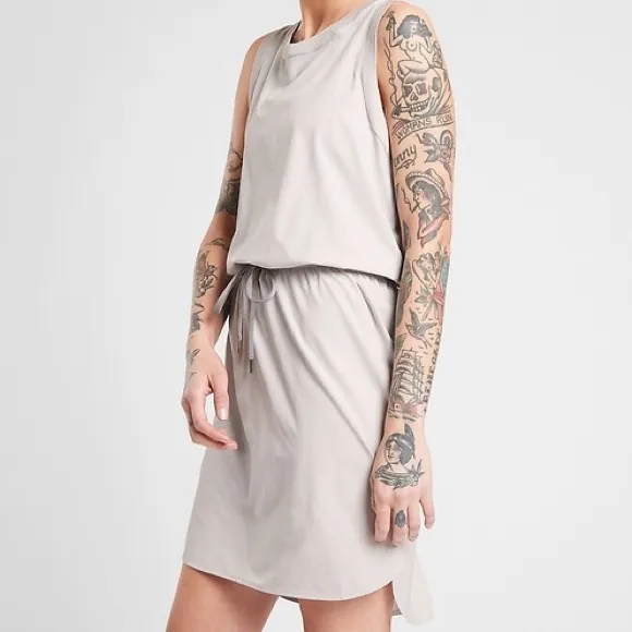Athleta Rincon Dress Silver Gray Women’s Small Active Athleisure Travel NWOT - Image 7