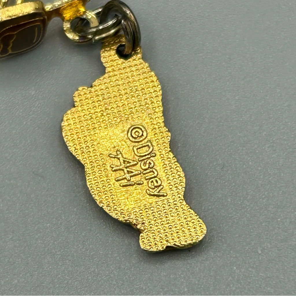 Vintage Disney Winnie the Pooh Enamel Clip Earrings - Image 7