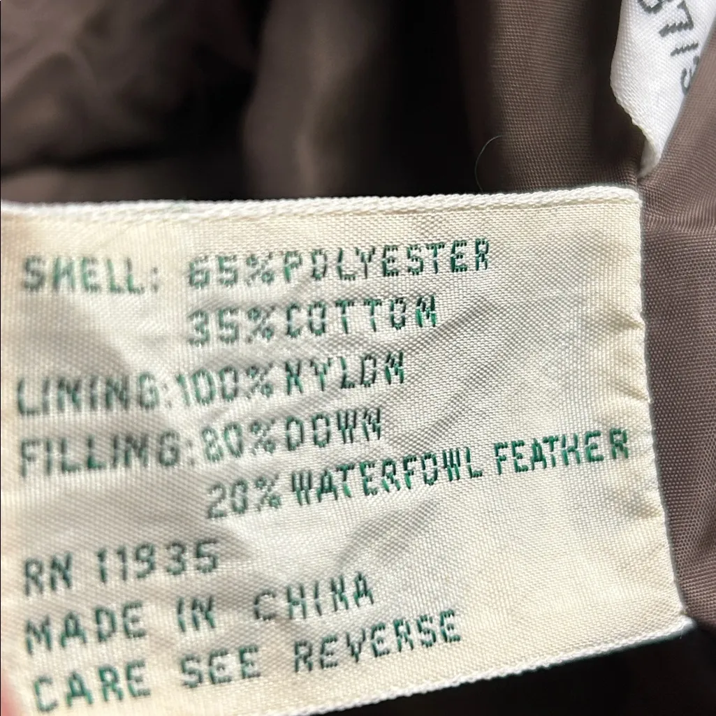 Tan Puffer Vest with Pockets - Image 9