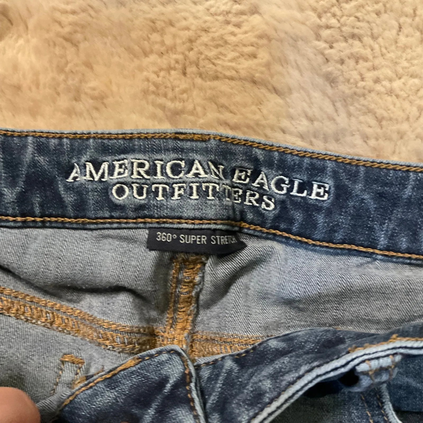 American Eagle Midi Denim Shorts Size 14 Medium Blue Denim Stretch Cuffed - Image 2