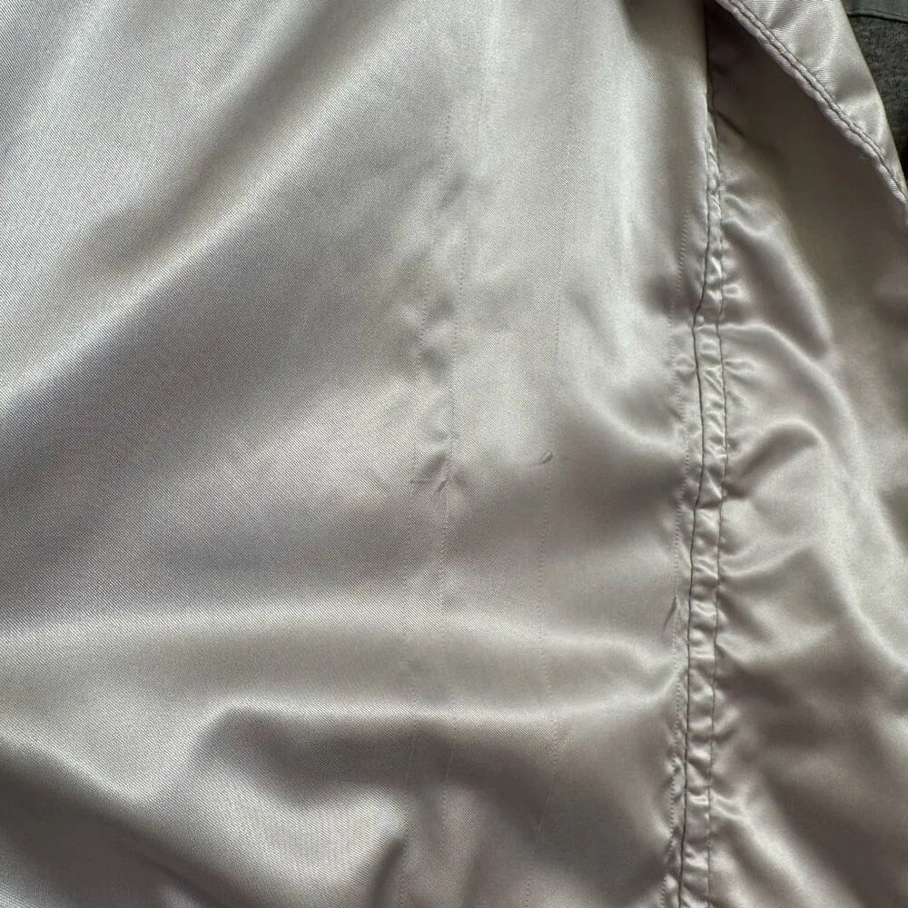 Vintage Y2K Abercrombie & Fitch Silky Gray Water Wind Resistant Light Jacket Sma - Image 4