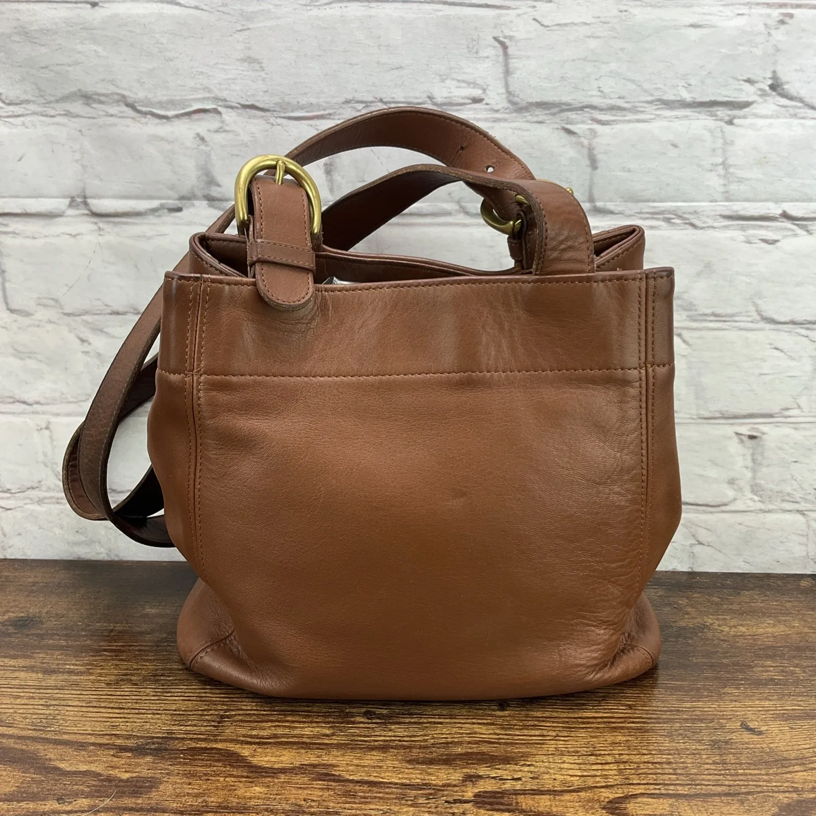 Vintage Coach Brown British Tan Leather Waverly Soho Buckle Shoulder Bag #4147 - Image 3