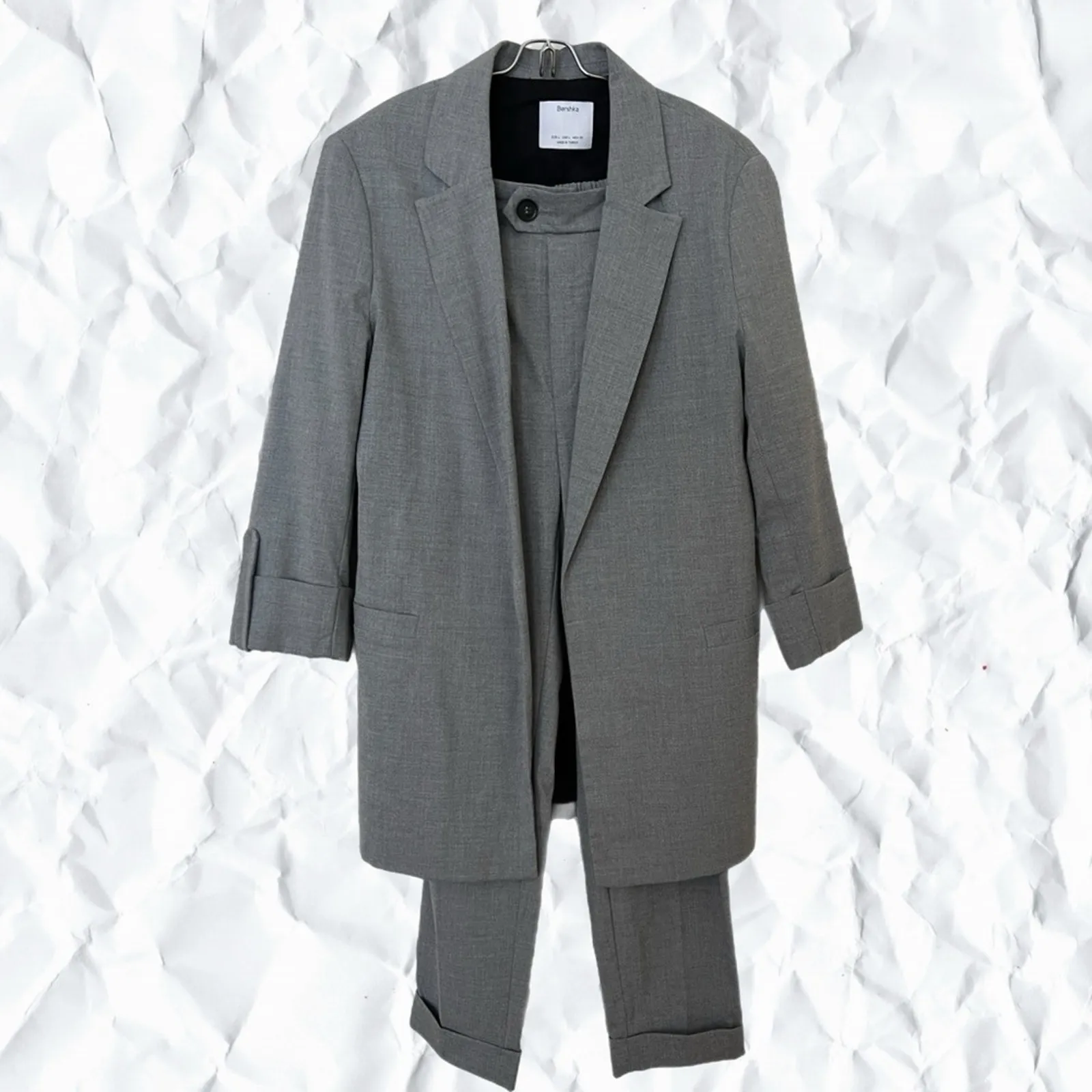 Bershka gray tailored pants with darts - size large - Image 6