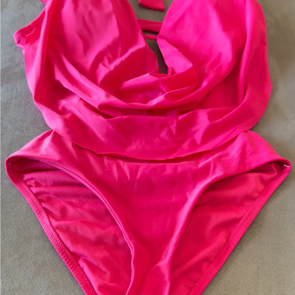 New BAR III SOLID COWLNECK ONE-PIECE SWIMSUIT Ruby Pink Small - Image 6
