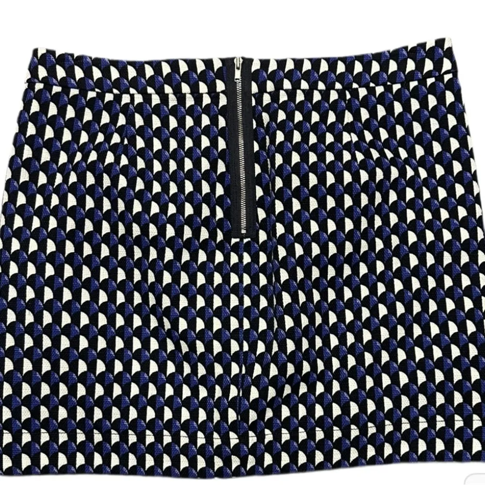 J. Crew Size 8 Blue & Black Jet Set Geometric Print Mini Skirt Fully Lined - Image 2