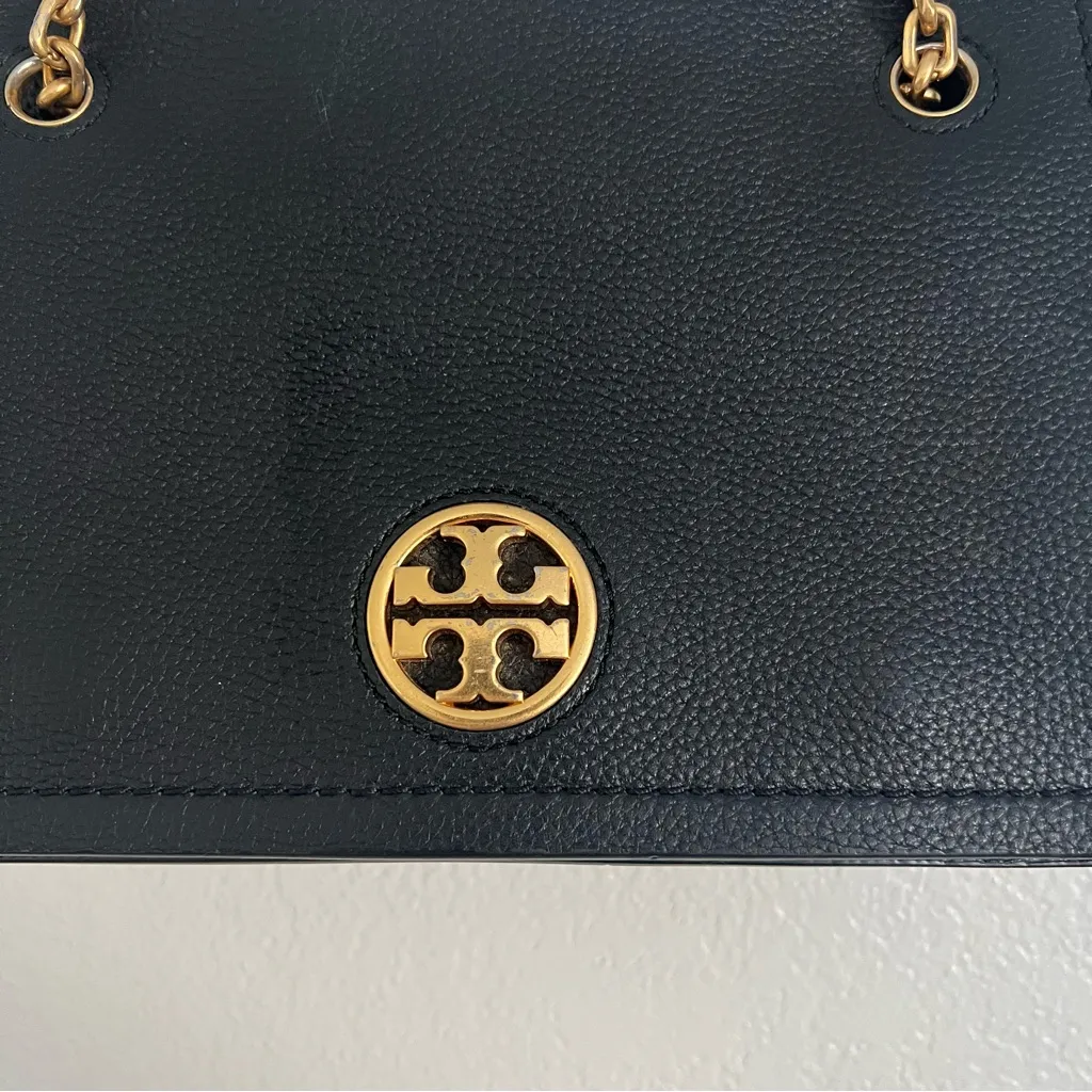 Tory Burch Carson Convertible Leather Crossbody Bag - Image 5