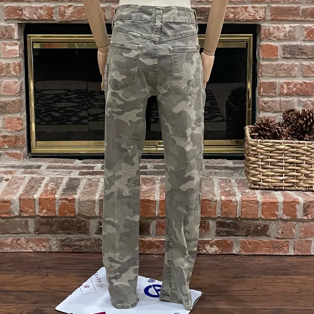 Seven7 Utility Ankle Tummyless Skinny Jeans in Sandstorm Camo high rise / 7 /EUC - Image 8