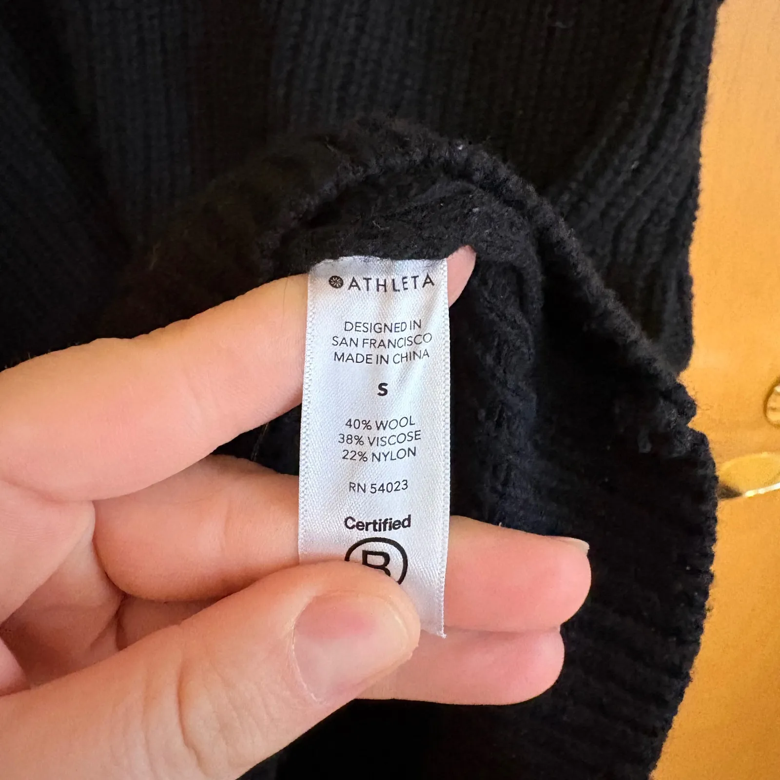 Athleta Cascades Crew Black Ribbed Knit Wool Blend Sweater Pullover Small - Image 5