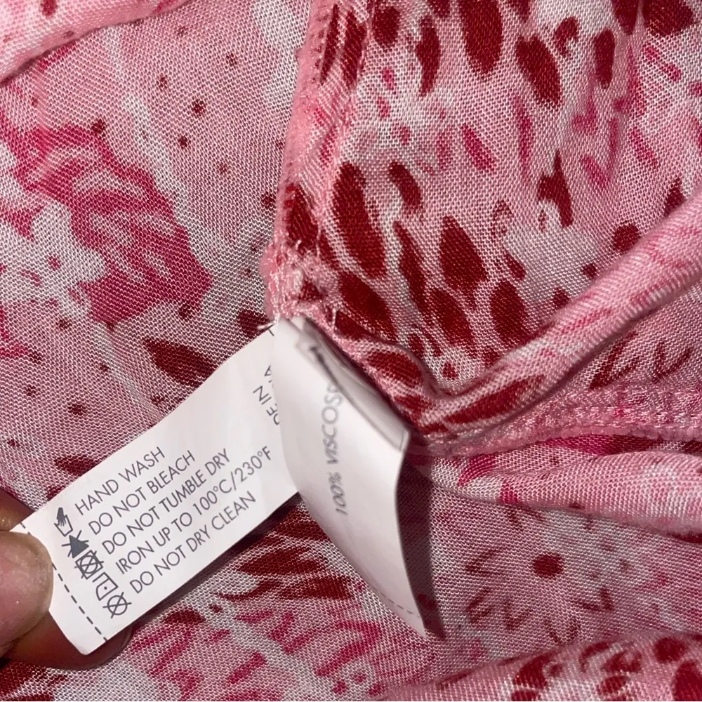 POUPETTE ST BARTH Sasha Mini Dress Pink
Floral Ruffle Dress Size medium - Image 8