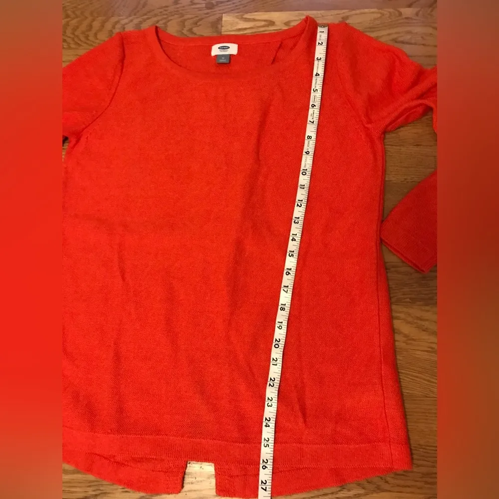 Hot tamale split back sweater size M - Image 8