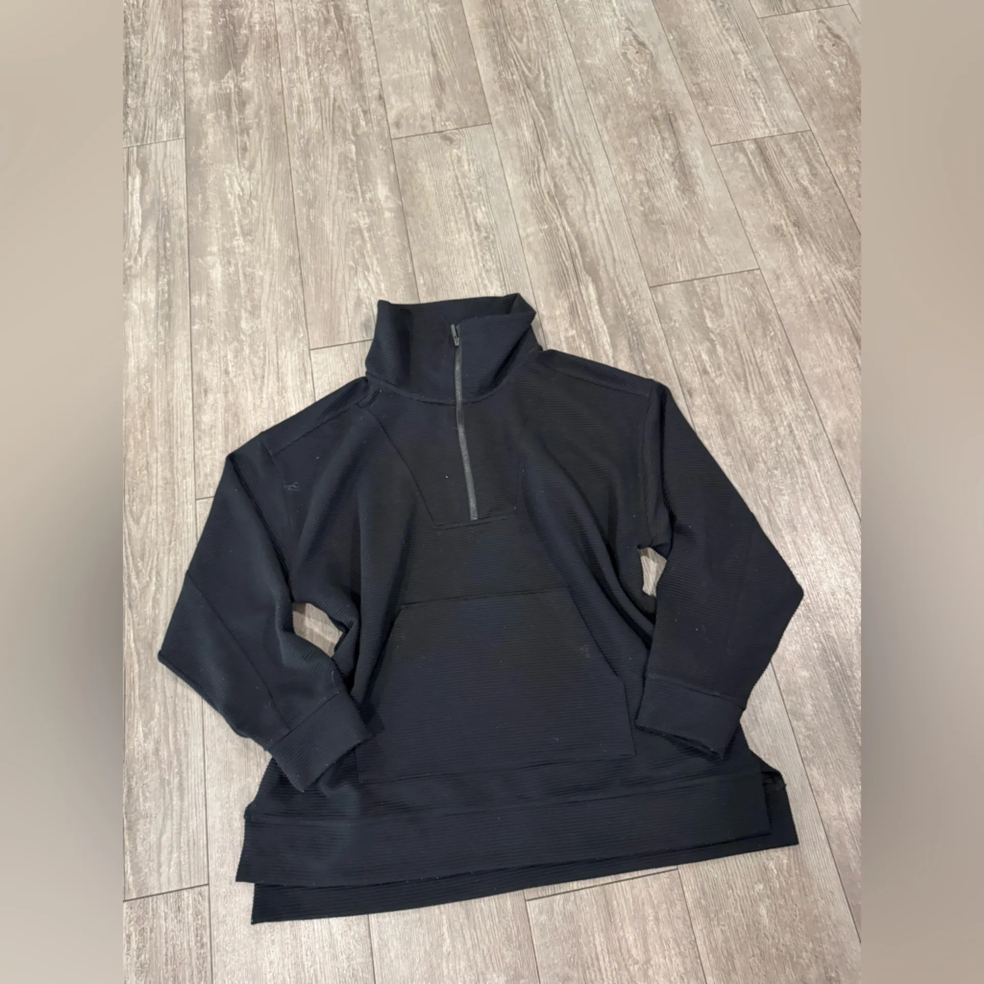 Zella Men's Black Zip-Up Sweater - Image 6