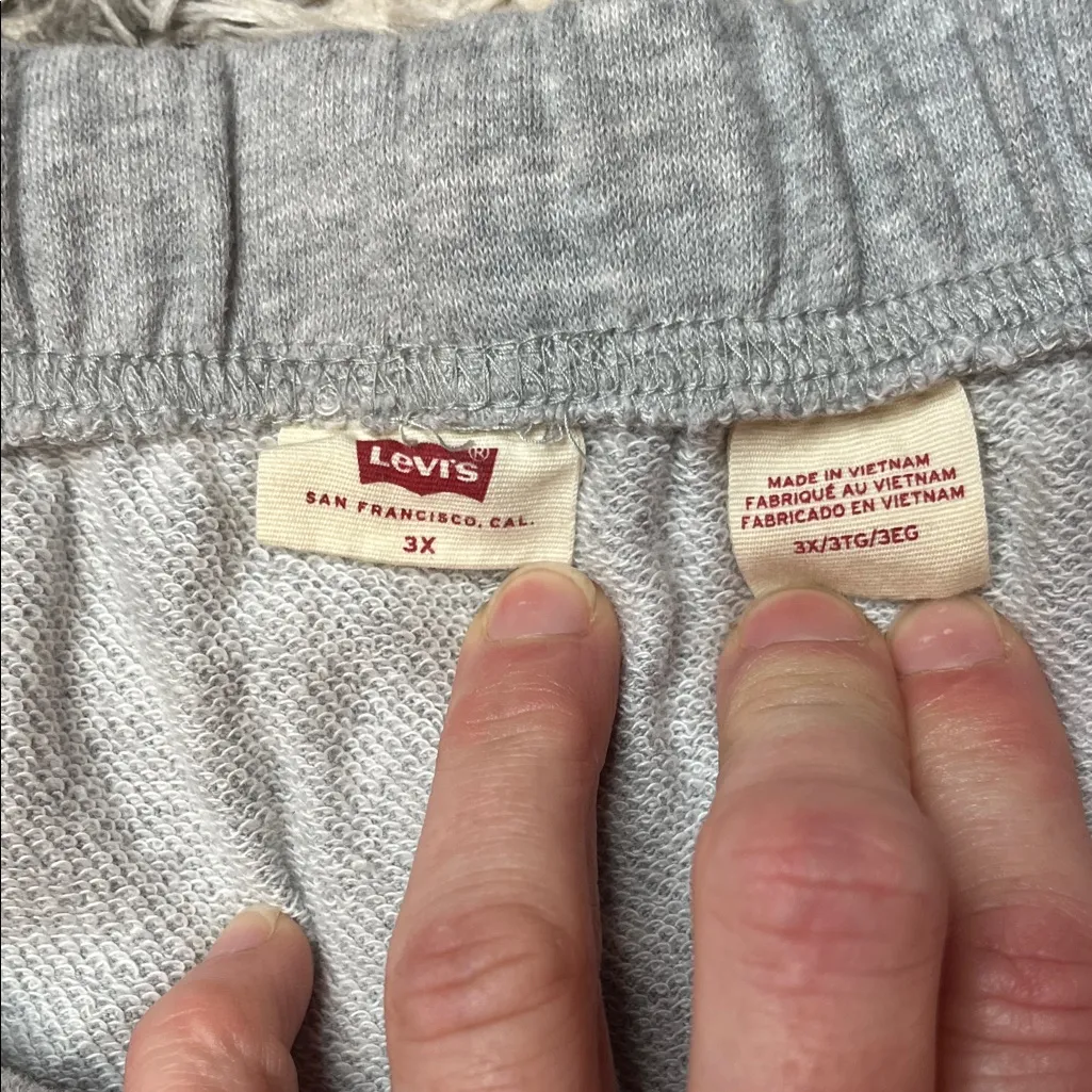 Levis Grey Joggers 3X - Image 3