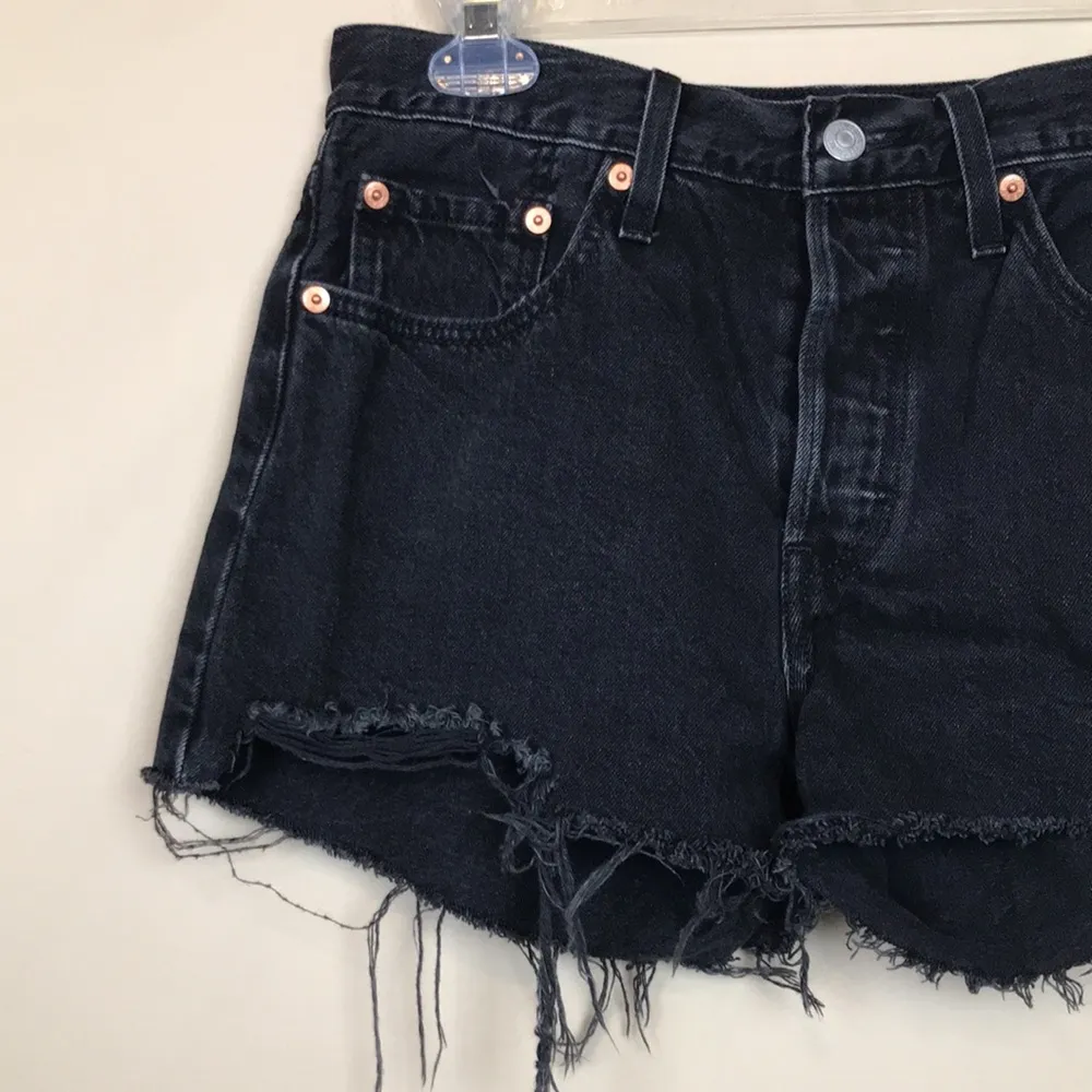 Levi’s Women’s 501 Black Distressed Thrashed Button-Fly Denim Jean Shorts - Image 2