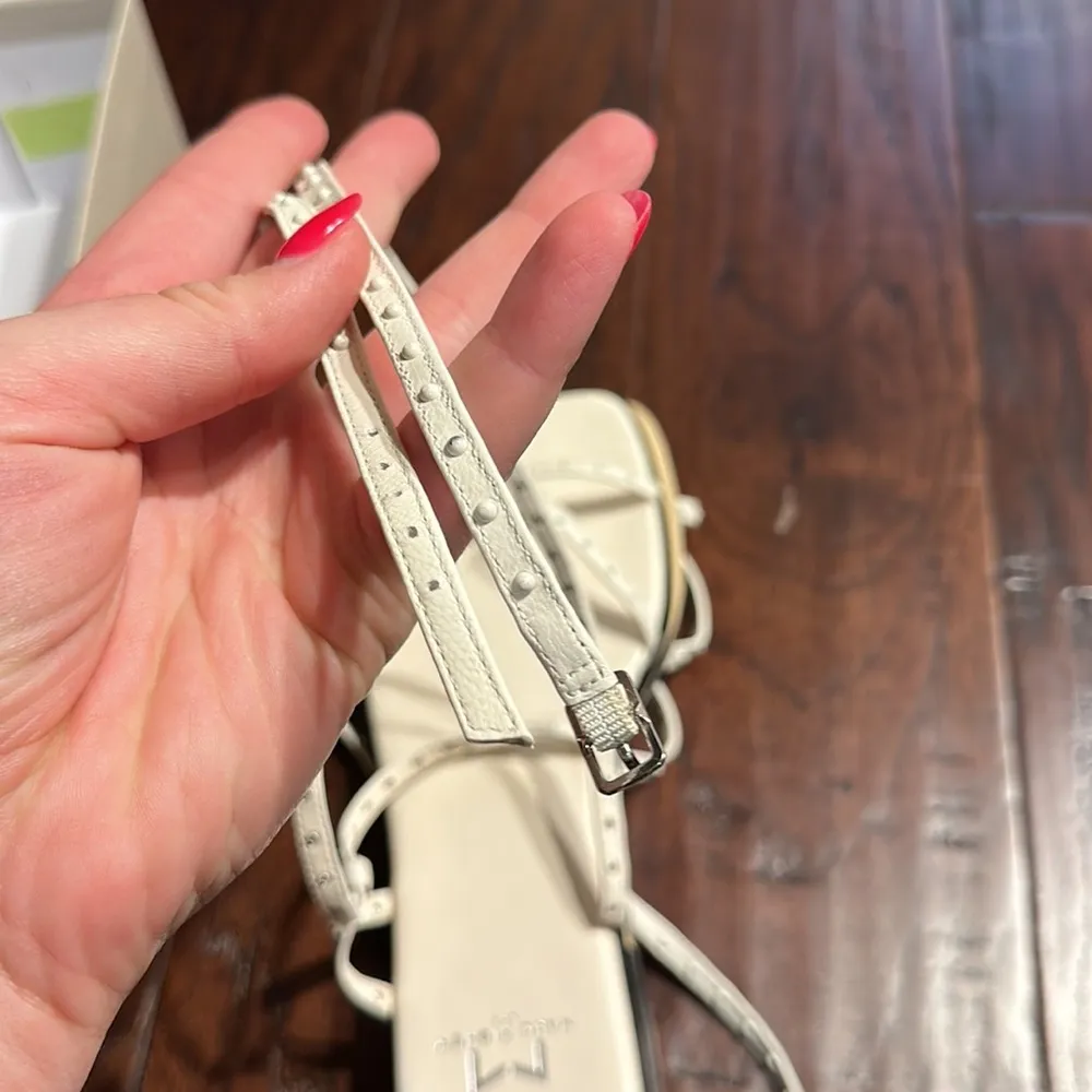 NWT Marc Fisher Nalica Flat Sandal White 9 - Image 11