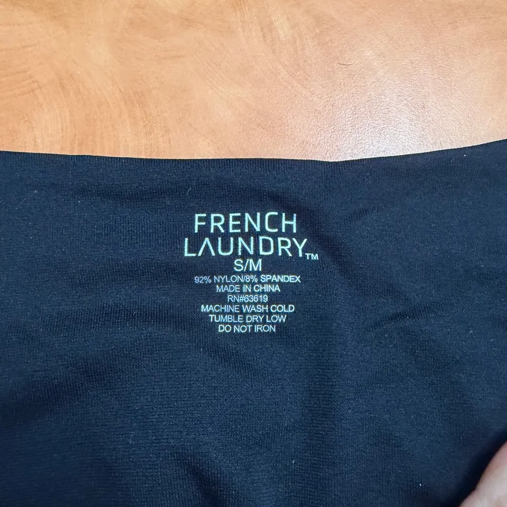 French Laundry Black Top With 3/4 Sleeve - Image 3