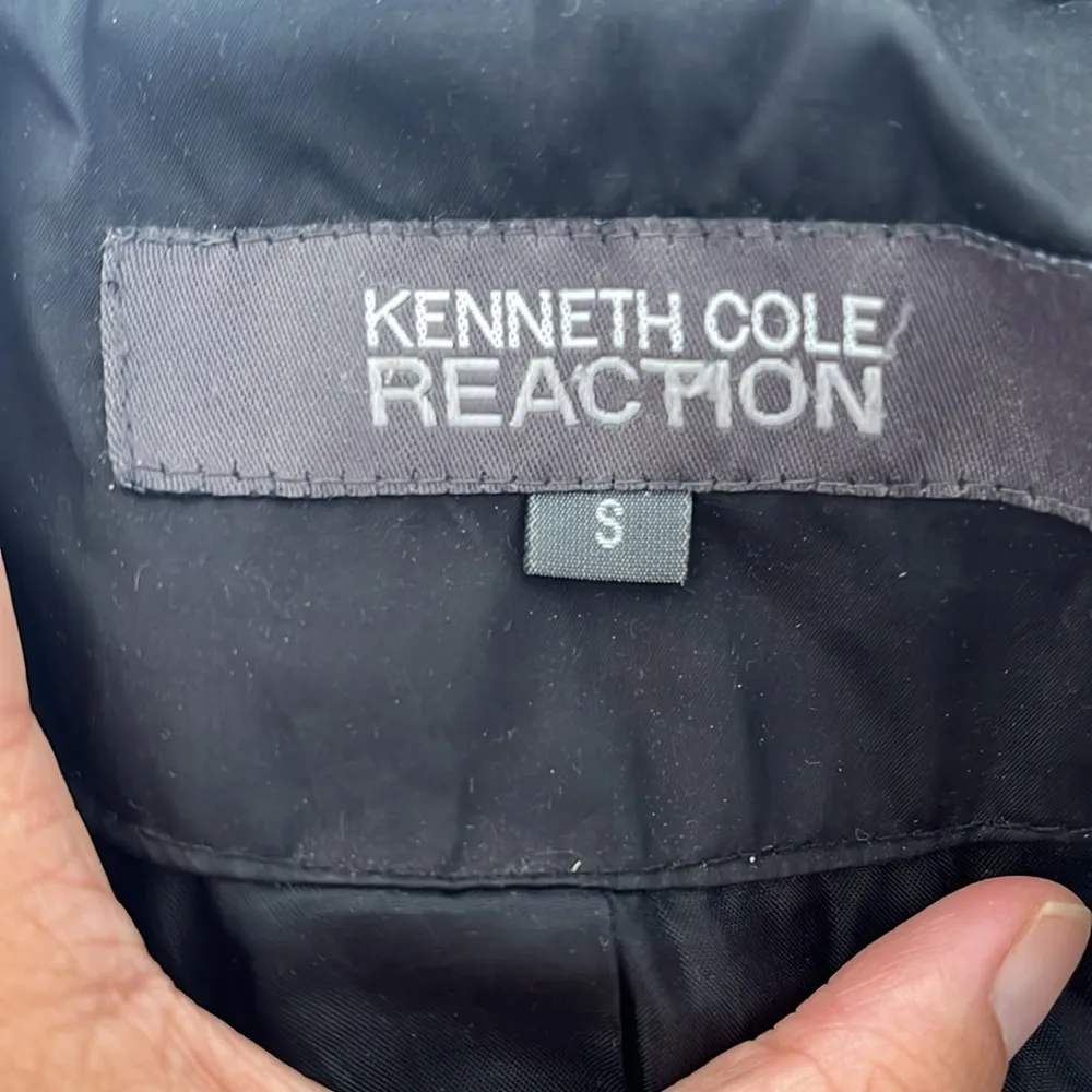 Kenneth Cole Reaction high neck quilted black zippered short down feather - Image 8