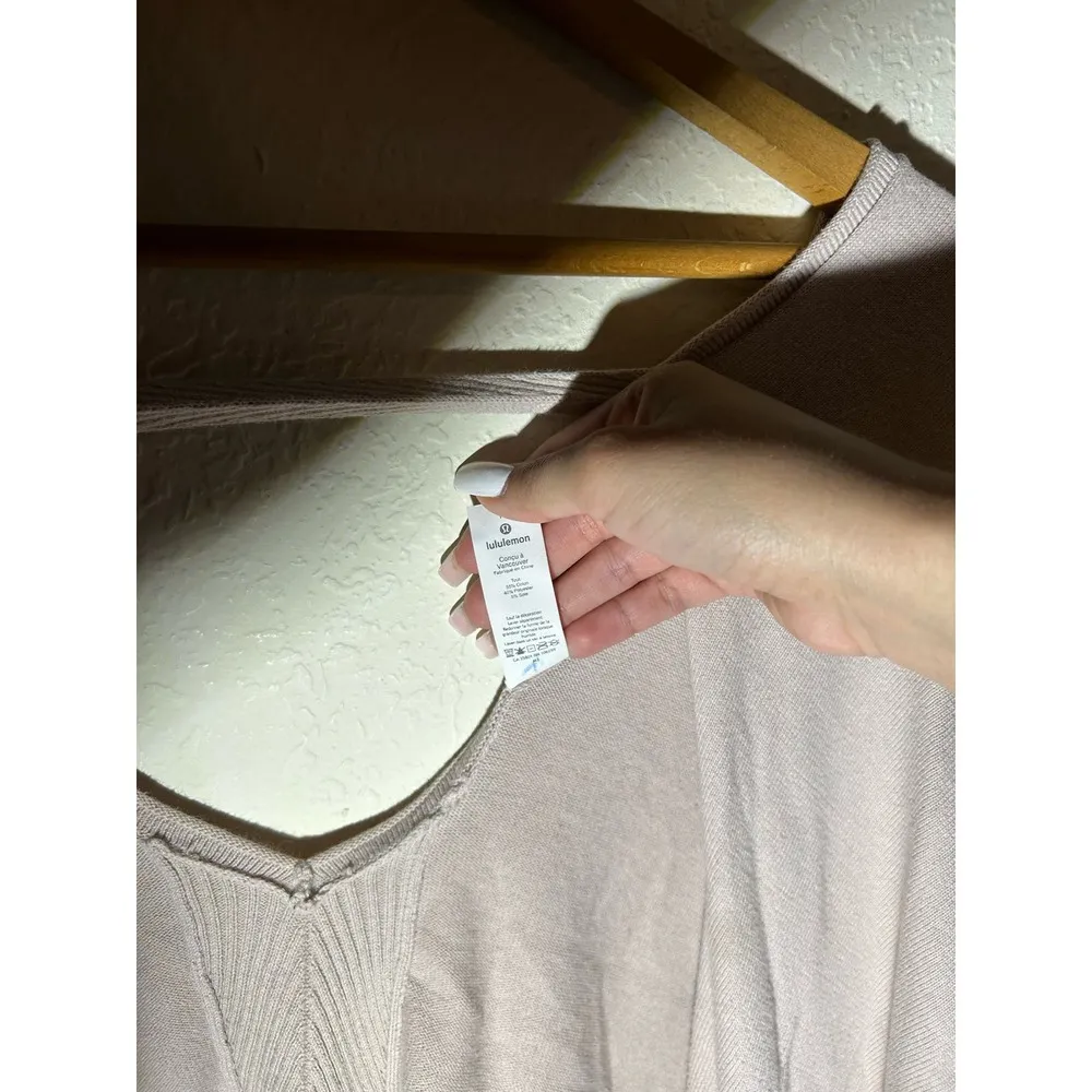 Lululemon Athletica Throw It‎ On Wrap In Pink Size 6 - Image 5