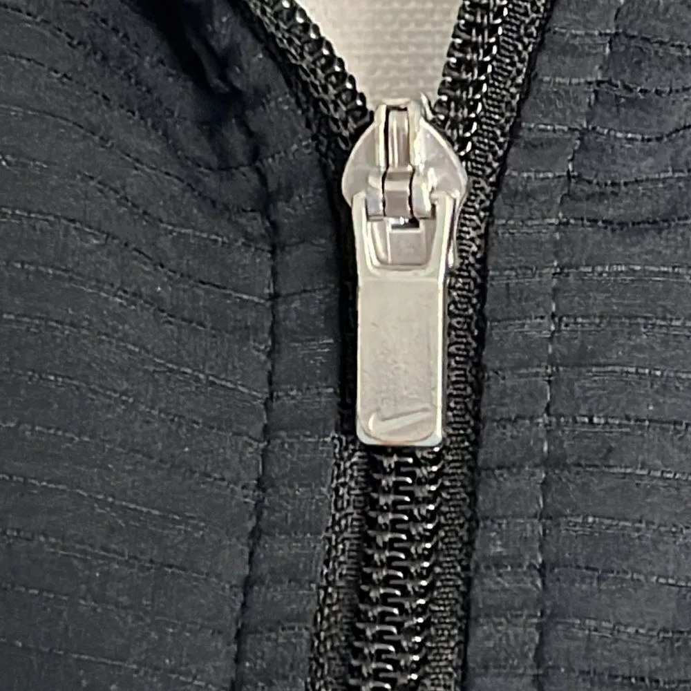 Nike  Sphere - Black Crop Jacket - S - Image 4