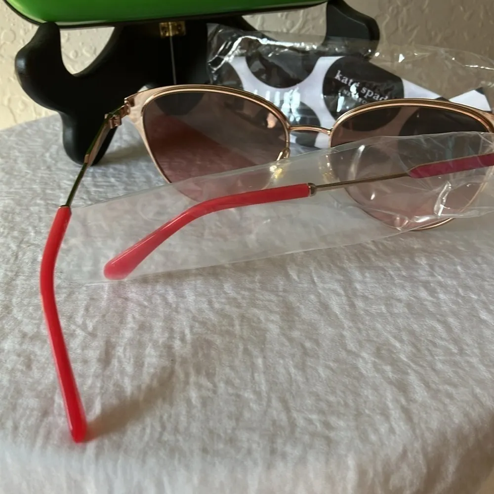 Kate Spade: Pink/Gold Tone Wire IANNA Cat Eye Sunglasses - Image 13