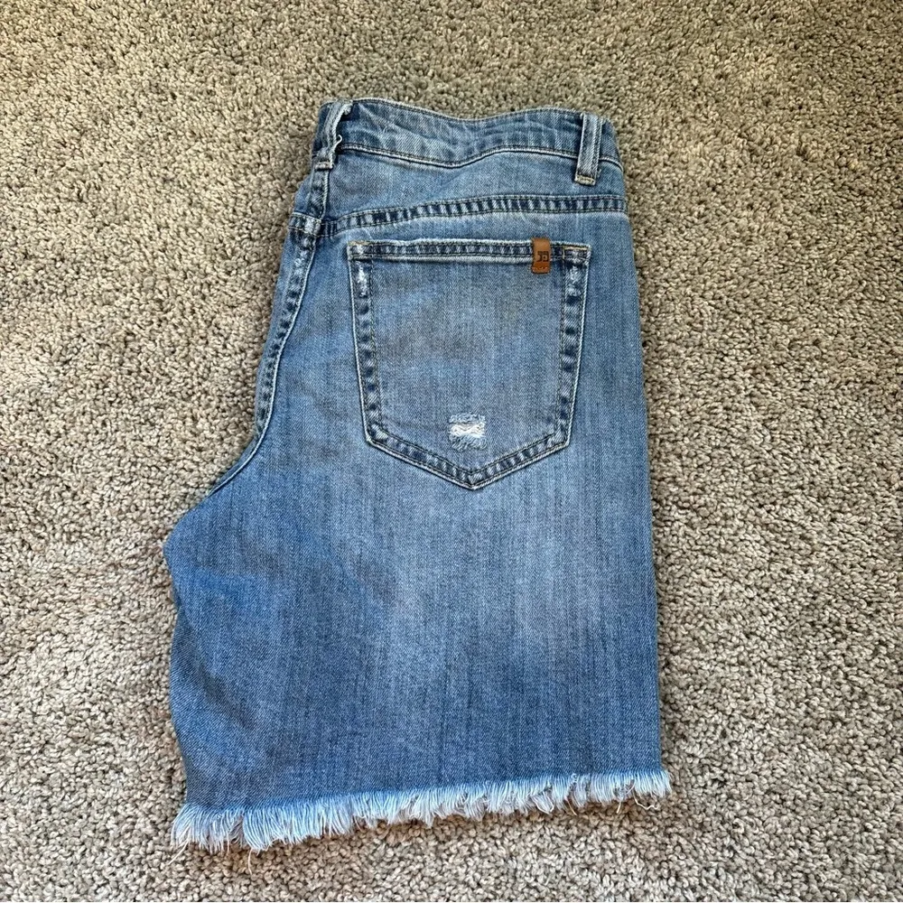 Joe's Jeans Women's Denim Frayed Hem Shorts Size 26 - Image 2