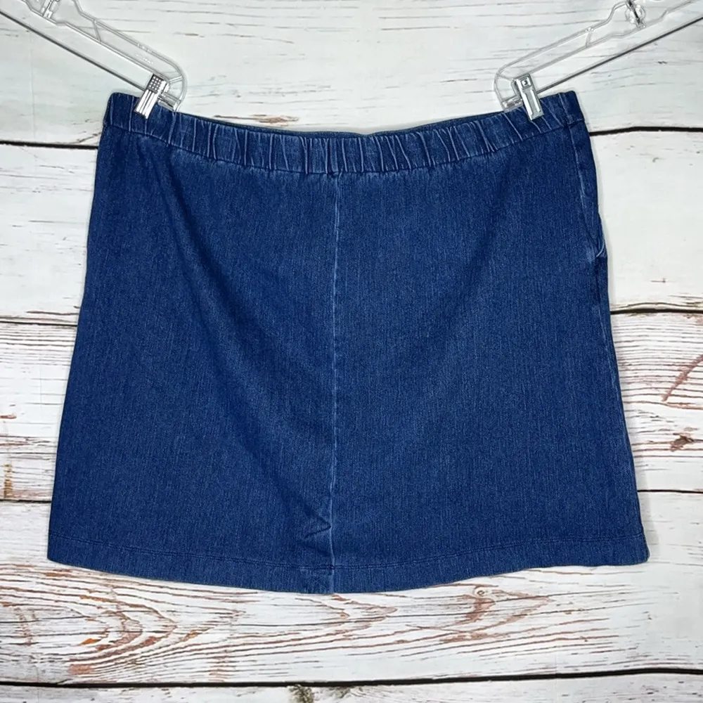 Isaac Mizrahi Live! Size 2XT Blue Denim Pull On Jean Skort - Skirt w/ Shorts - Image 2
