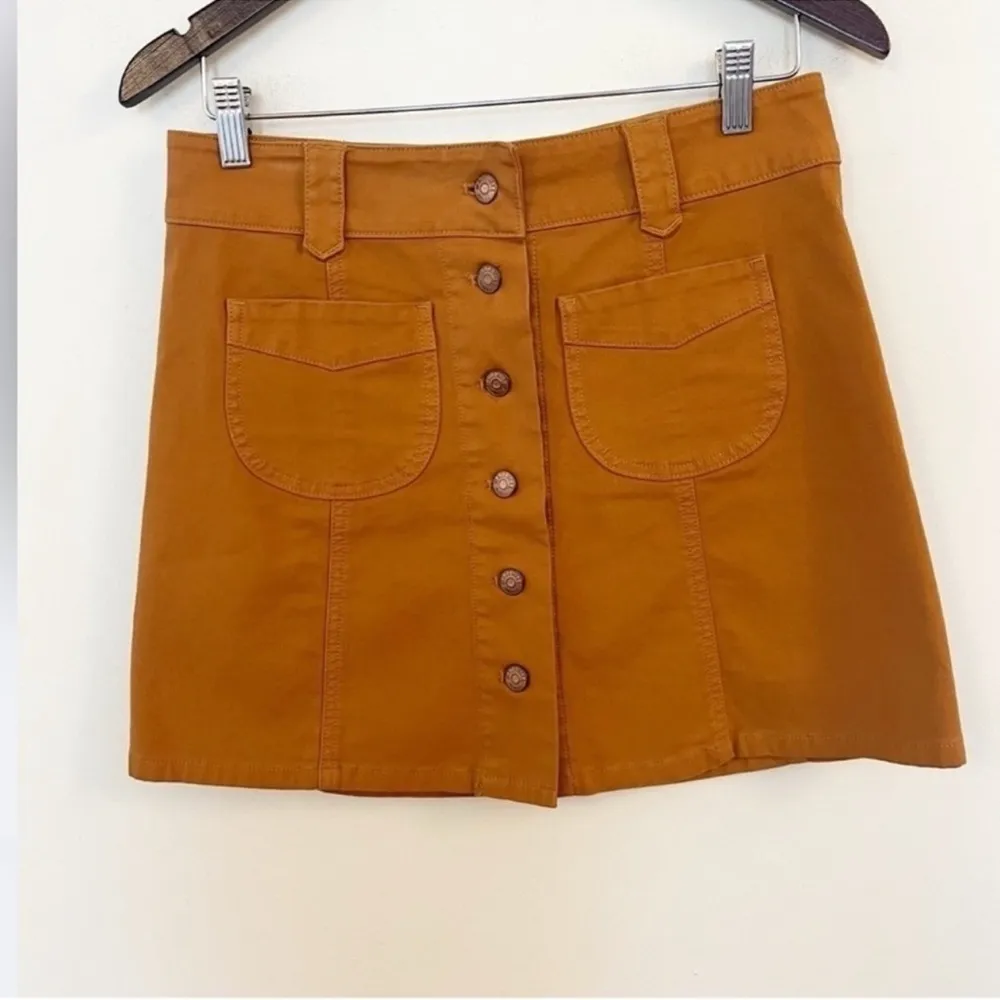 Madewell Garment Dyed Patch Pocket Mini Skirt Size 4 in Camel Tan Style H0784 - Image 2