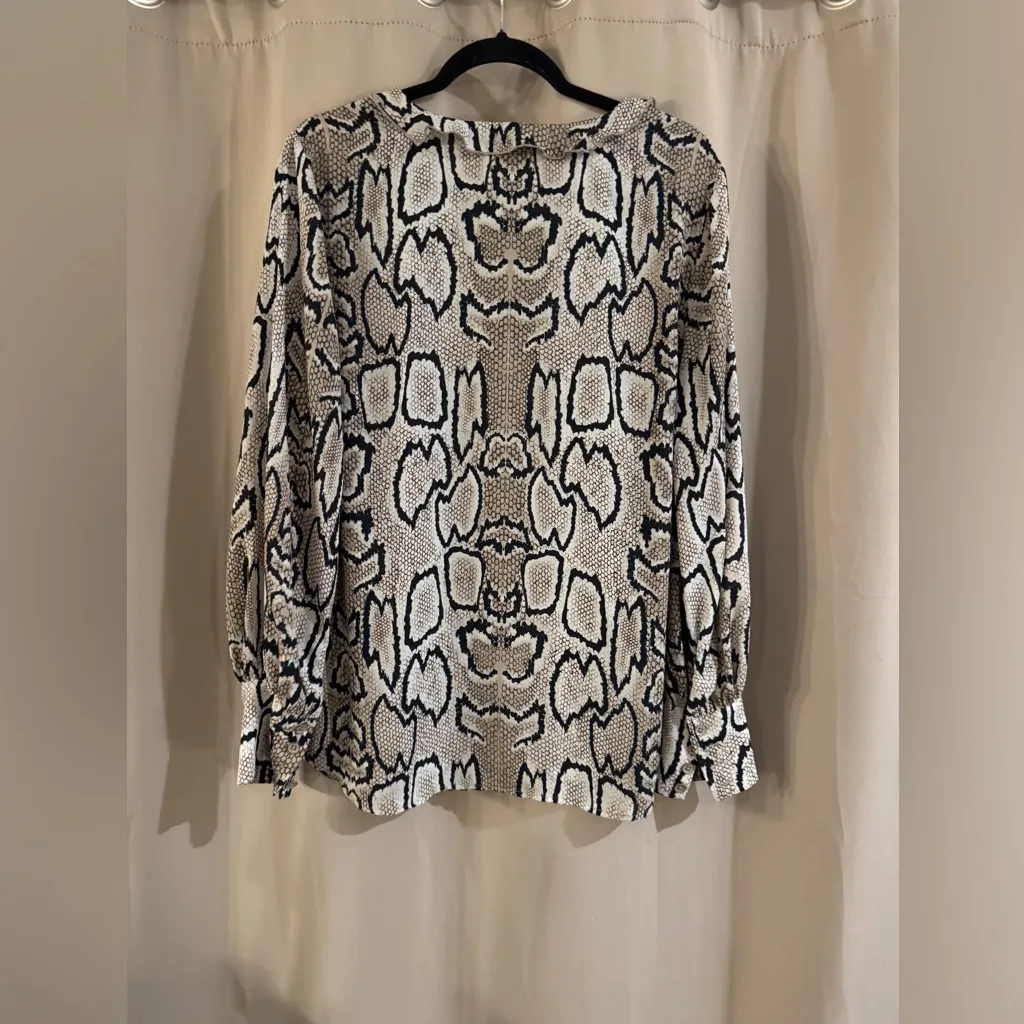 CAbi Monochrome Snake Print Blouse - Image 2