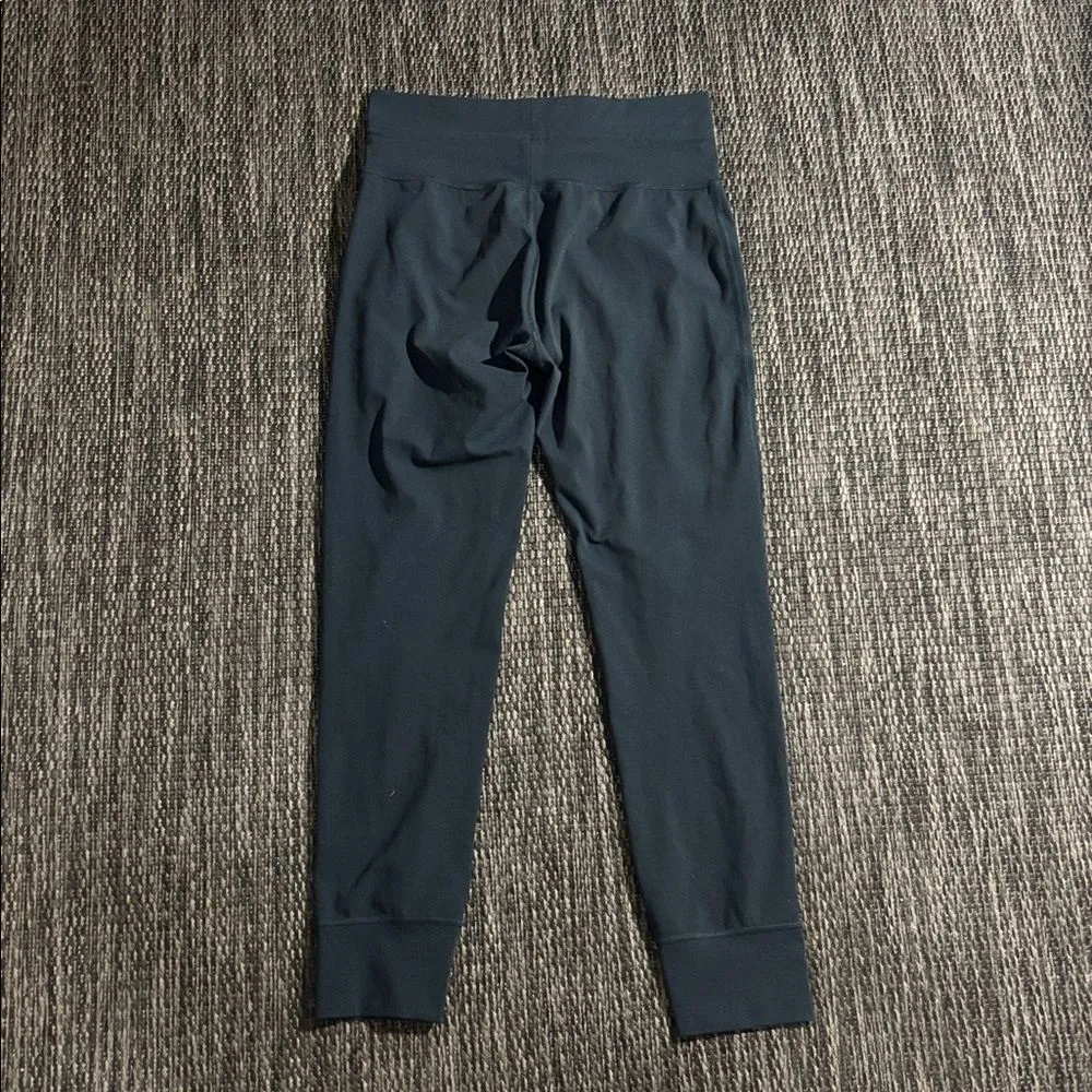 Vuori daily legging - Image 2